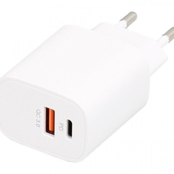 E-GREEN Superbrzi strujni punjač sa USB3.0 i USB 3.1 tipC ulazom 5V/3A
