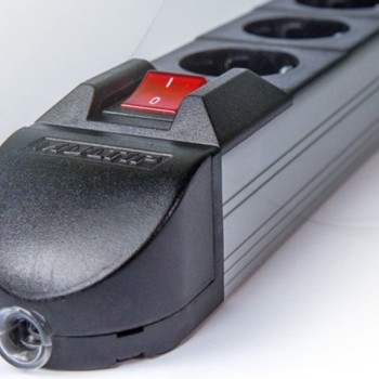 MULTIP Produžni kabl Multip 1001064 sa 6 utičnica/prekidač/ 3m