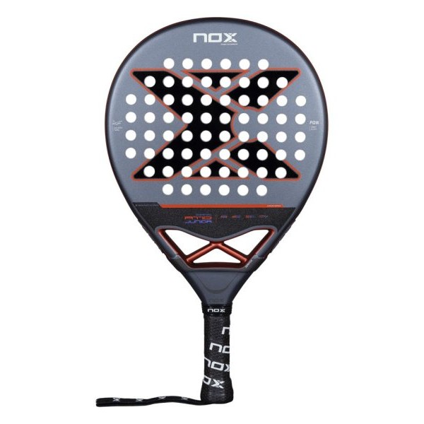 Nox AT10 Genius Junior 2025 by Agustín Tapia padel reket