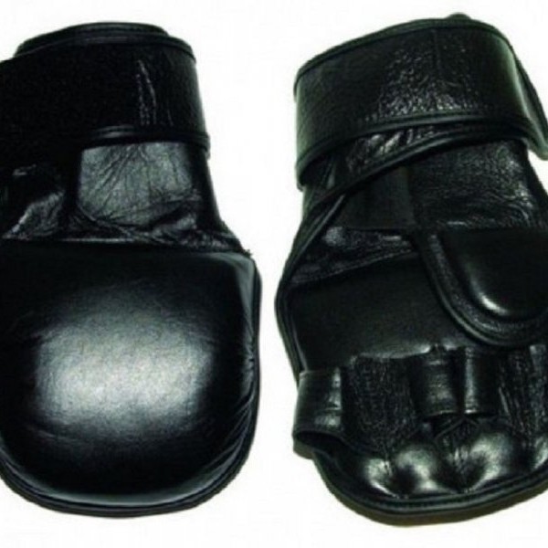 CAPRIOLO Boks rukavice kakuto crne L ( S100470 )
