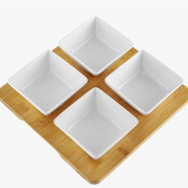 DAJAR Porcelanski set 4 črtvrtaste činije sa daskom od bambusa DJ45577
