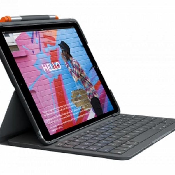 LOGITECH Slim Folio keyboard case for iPad (7th, 8th, & 9th gen) - Graphite - UK (920-009480)