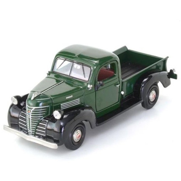 MotorMax Metalni kamion 1:24 1941 Plymouth Truck 25/73278AC